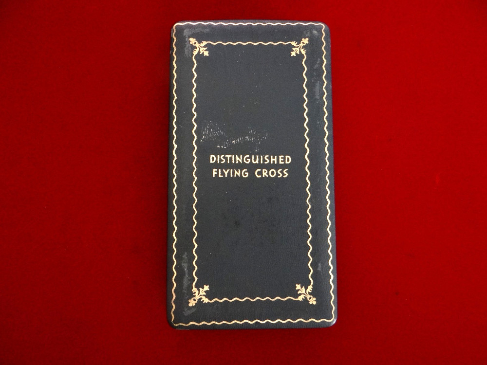 WWII US Army Air Force Distinguished Flying Cross Case for Full-Size Medal