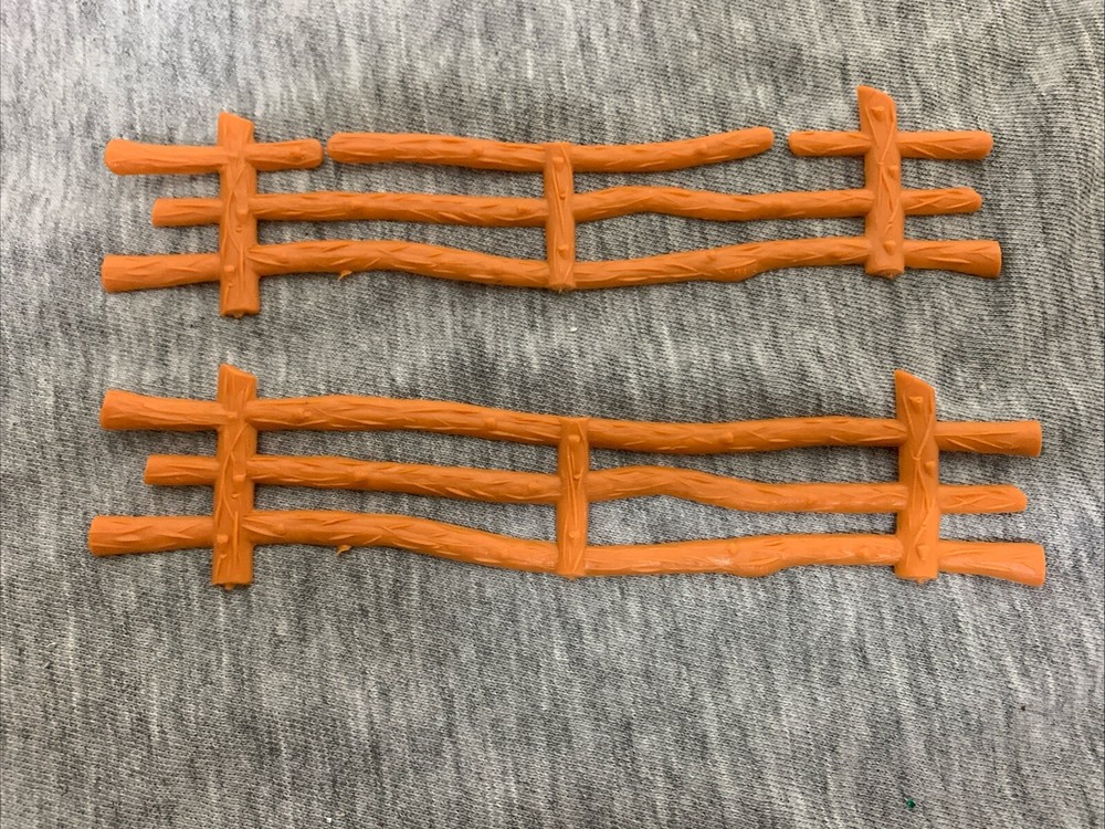 Vintage Plastic Fence Sections Lot