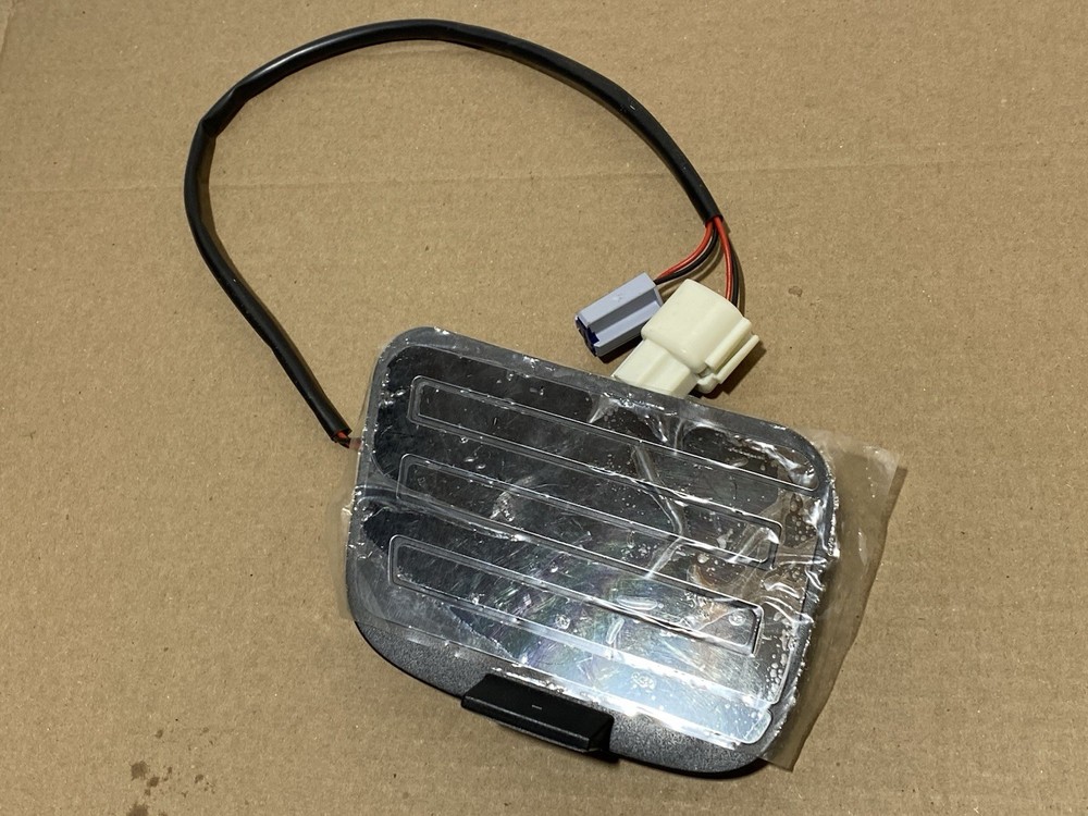 CHRYSLER OEM 82213216AB