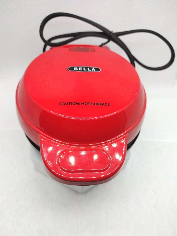 Bella Small Donut Maker In Red Retro Model GH-6201D Easy To Bake Kitchen