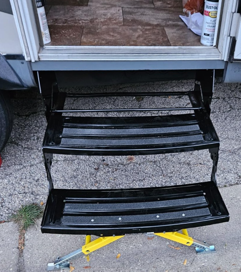 24" Steel RV Entry Steps Anti Slip Foldable Pull Out Step for Trailer Camper