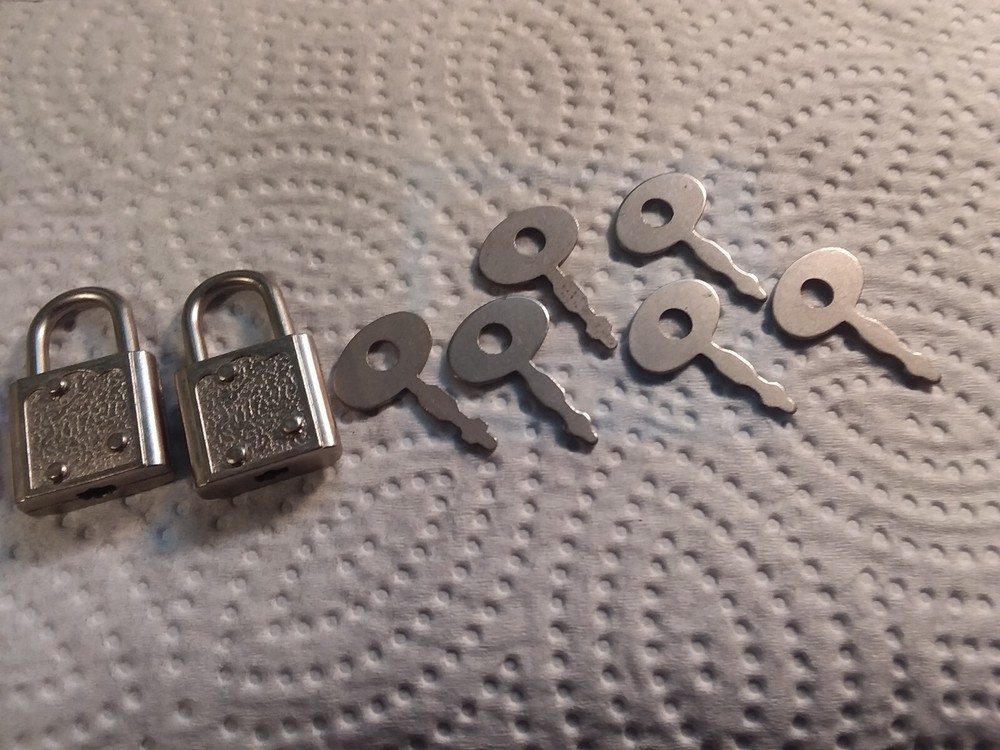 Three 1-1/4" Locks w/Keys