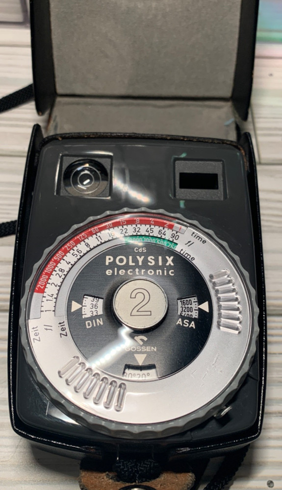 EXCELLENT & WORKS! Gossen Polysix Electronic LIGHT METER Original Leather Case!