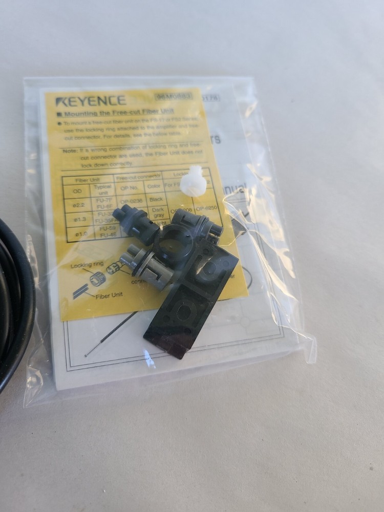 Keyence FS2-62P Fiber Optic Sensor Amplifier