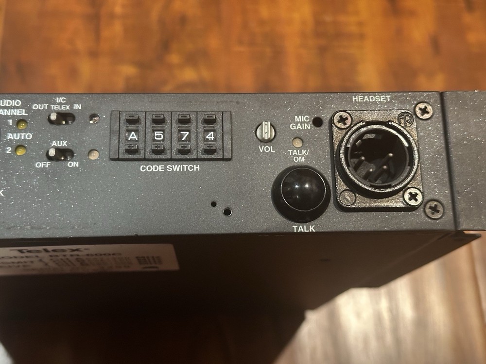 Telex RadioCom BTR-600C Secure Comm CoachComm UHF Intercom System Base Station