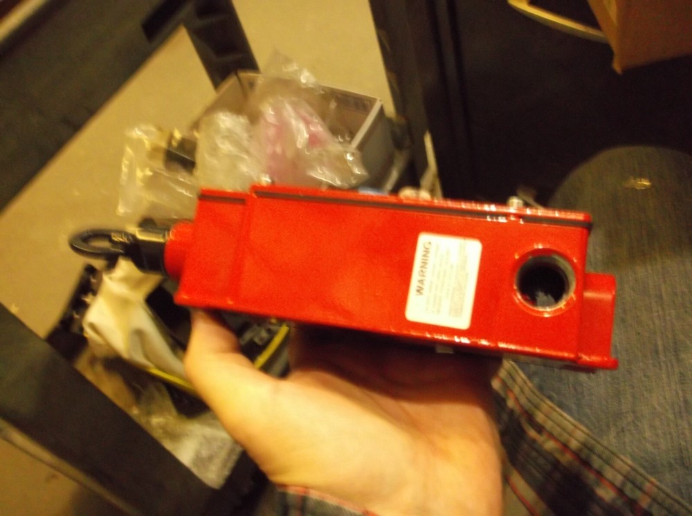 NIB HONEYWELL 1CPSA2B CABLE PULL SAFETY SWITCH MICRO SWITCH 120 VAC (XX2)