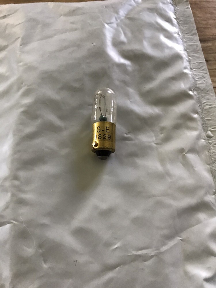 GE1829 28V Lamp