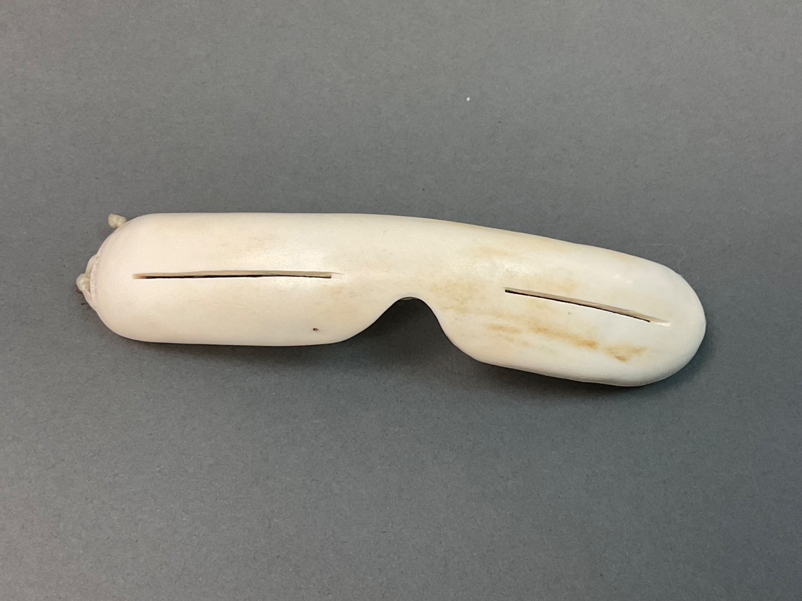 Vtg.  Eskimo Snow Goggles Hand Carved Alaskan Canada Inuit Caribou Antler