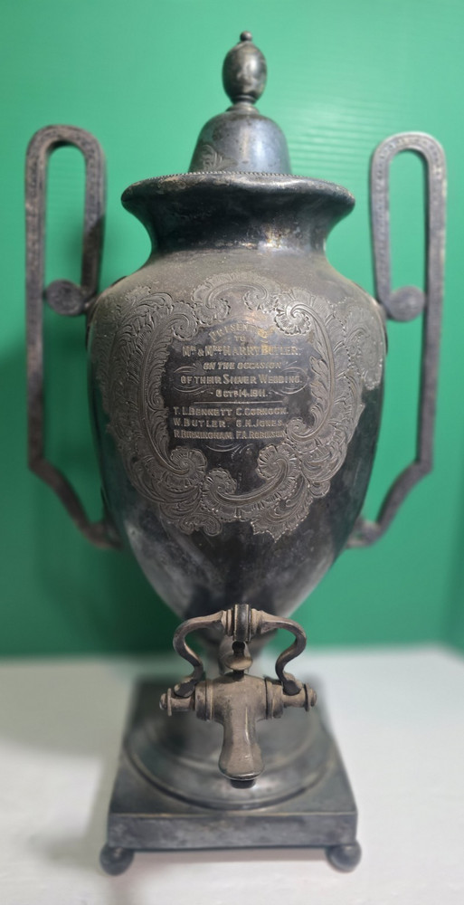 VTG WALKER & HALL  VICTORIAN SILVER PLATE  SAMOVAR "MAKER'S MARK"