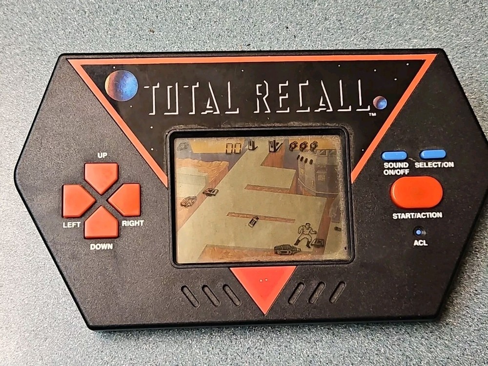 Total Recall Handheld Game
