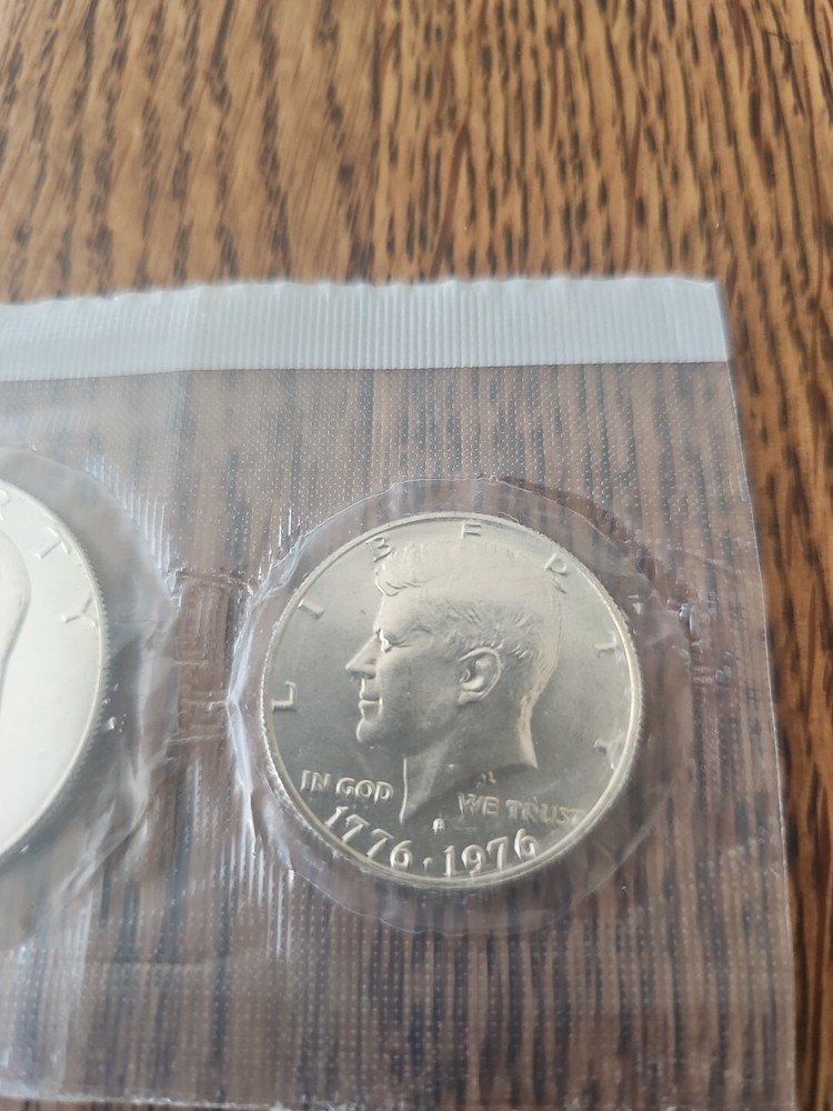 Rare Bicentennial 40% Silver Set $1 $.50 $.25