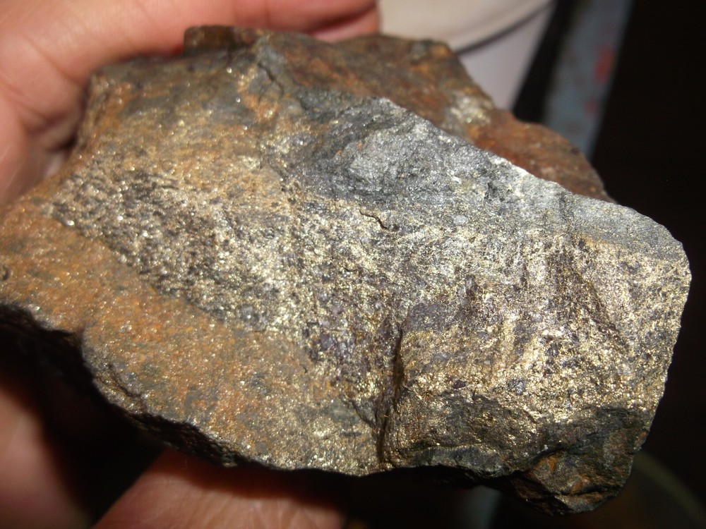 Gold, silver, copper, 258 grams samples ,ore high grade .