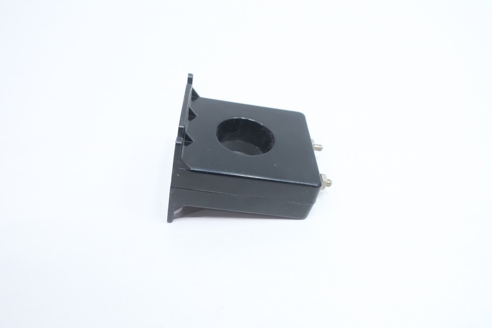 Amran CT225-151-03 Current Transformer 150/5a