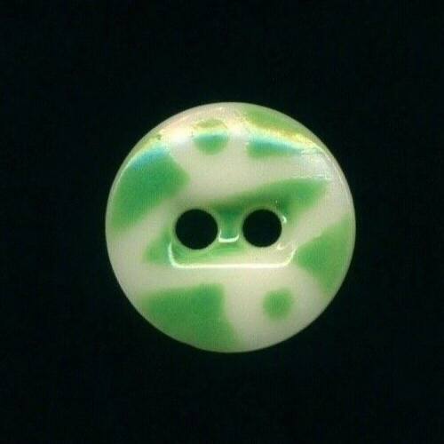 One Antique Button Uncommon Green China Stencil  Pattern #7