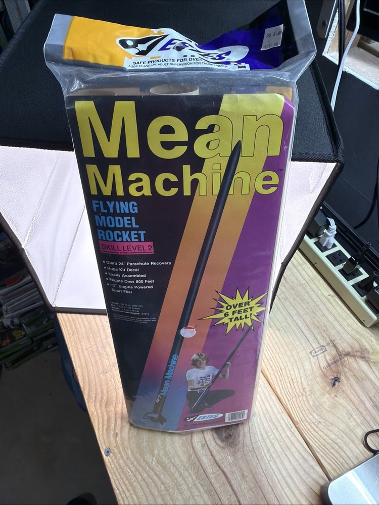 Estes 1295 Mean Machine Flying Model Rocket Kit Skill Level 2 *NEW SEALED*