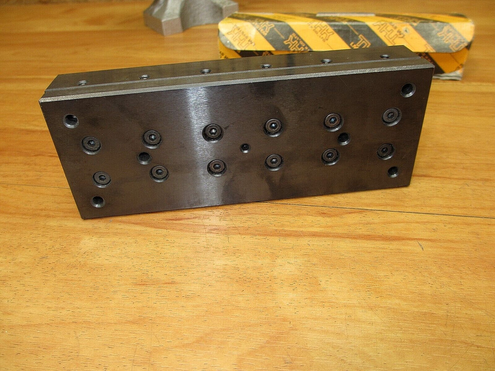 THK VRU3155 *NEW* Cross Roller Table Linear Guide Unit Rail