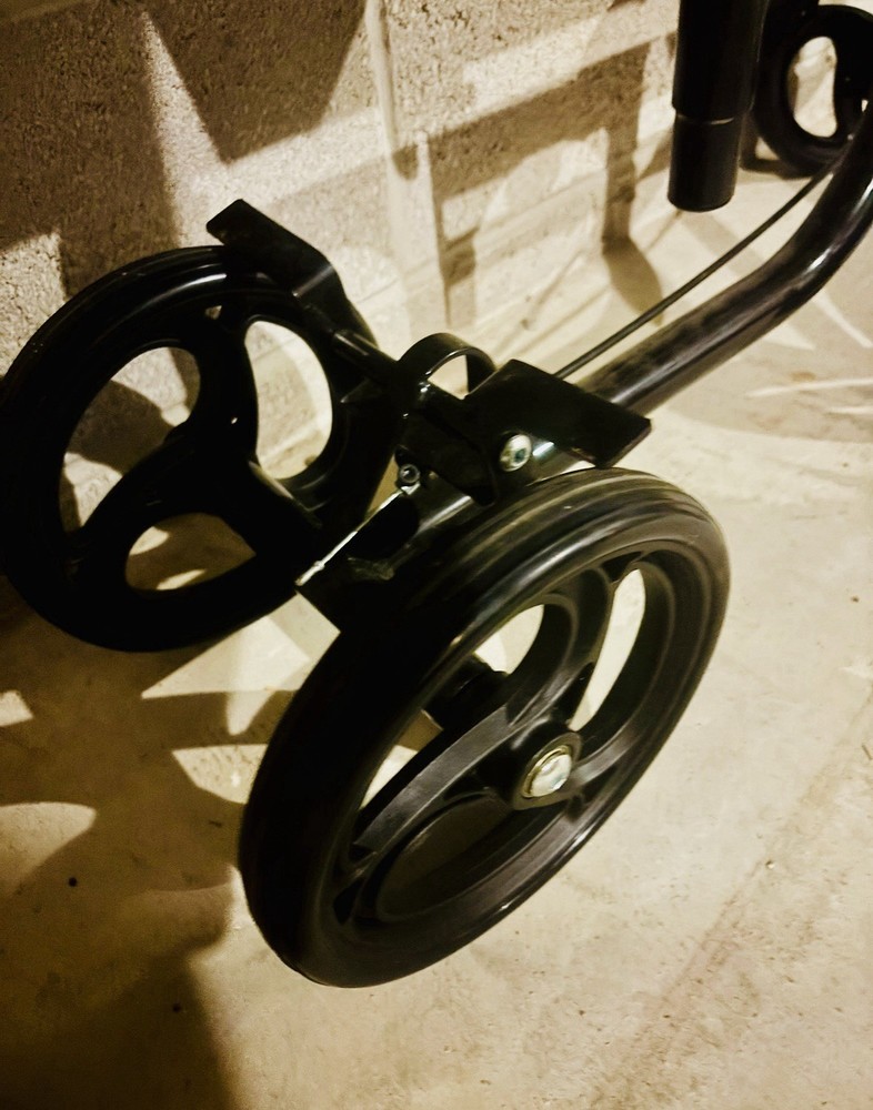 ELENKER STEERABLE KNEE WALKER DELUXE