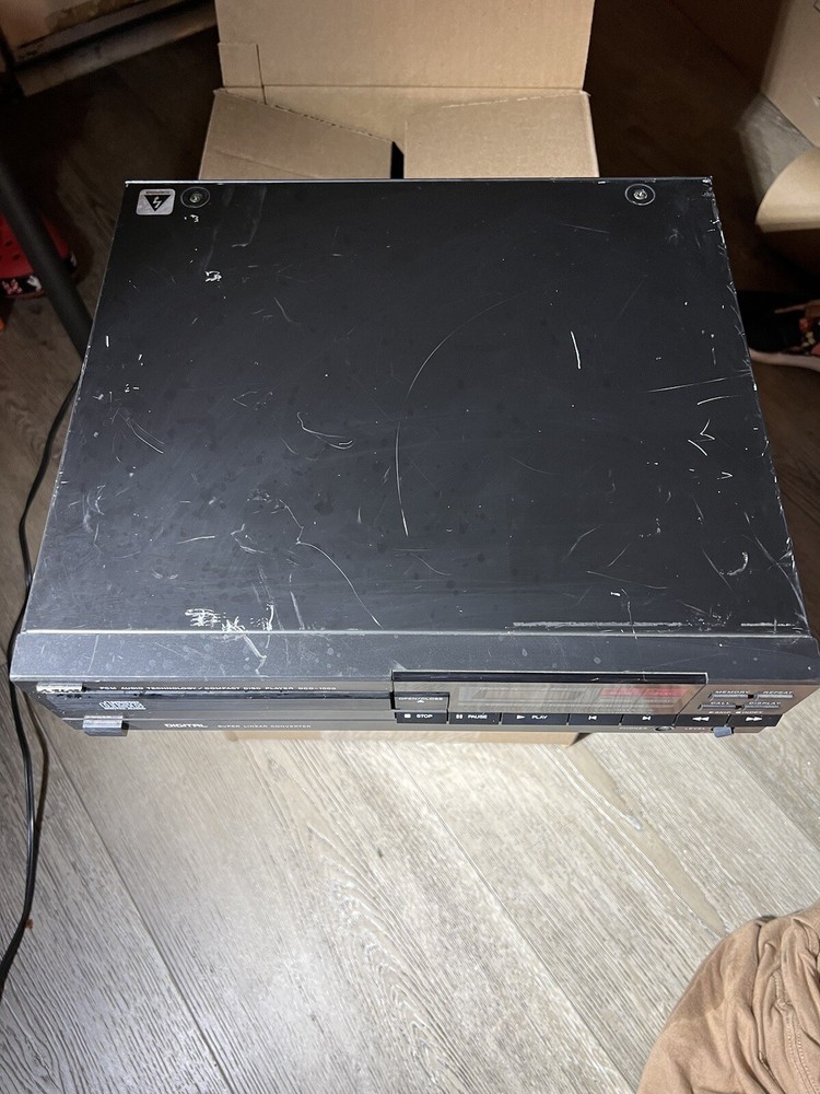 Early Denon DCD1000 Compact Disc Player.