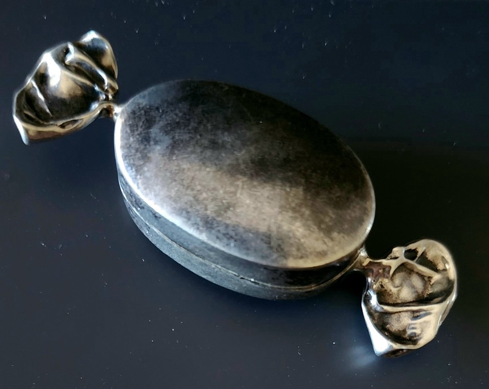 Vintage Sterling Silver (925) - Miniature Candy Wrapper Shape / Hinged Pill Box