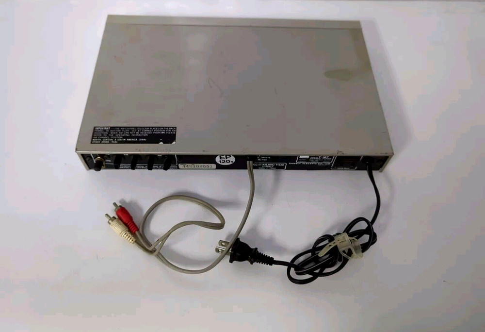 SANSUI QUARTZ PLL SYNTHESIZER TUNER T-M7, FULLY FUNCTIONAL