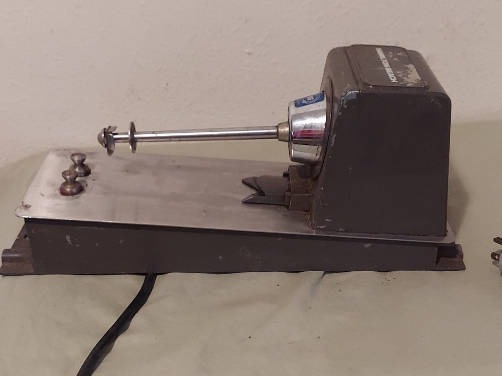 HAMILTON BEACH SCOVILL 2 SPEED WALL MOUNT SINGLE HEAD MIXER