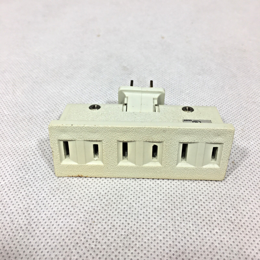 3-Outlet Wall Hugger Adapter Plug E124416 125V 15A
