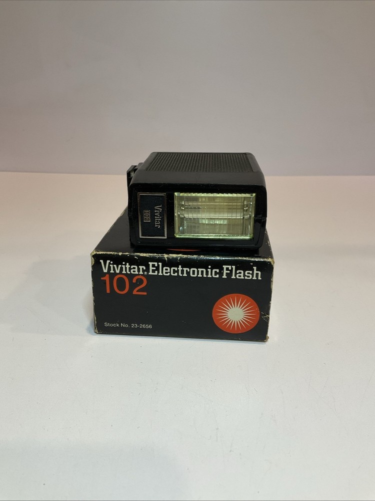 Vivitar Electronic Flash Model 102 Working Good Box!