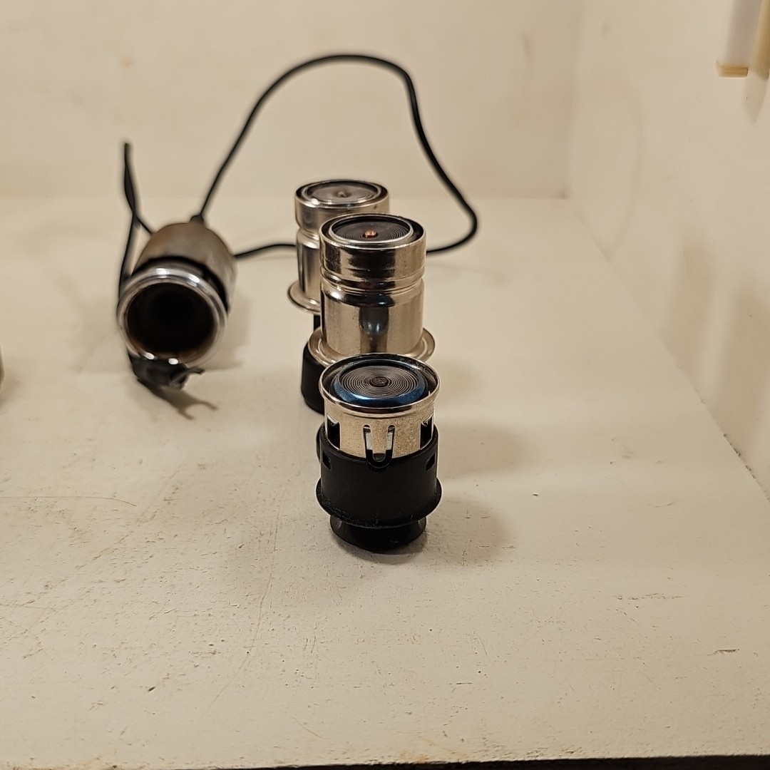 OEM LOT OF 29 NOS & USED MIXED CIGARETTE LIGHTERS & PLUGS MIXED FORD NISSAN GM