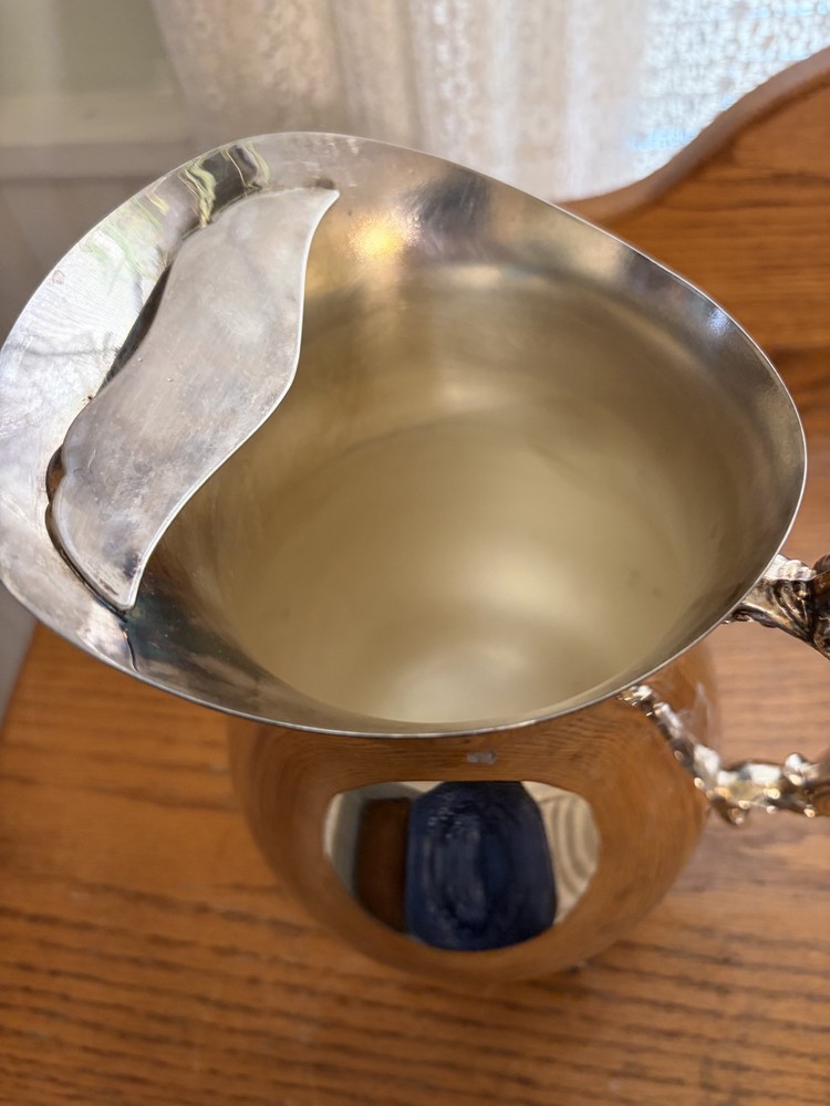 SILVERPLATE WATER PITCHER ICE LIP