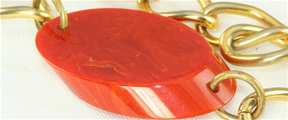 VINTAGE BAKELITE BELT