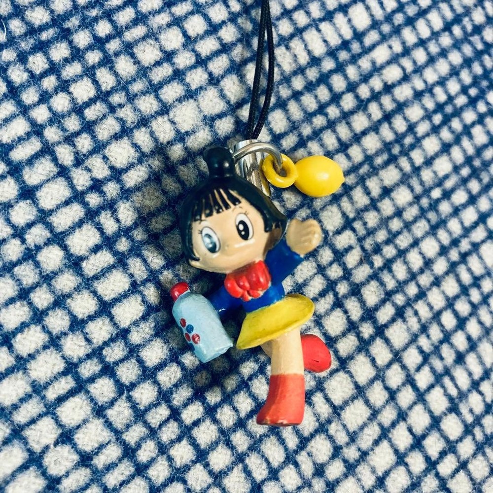 Showa Retro Melmo-chan Strap