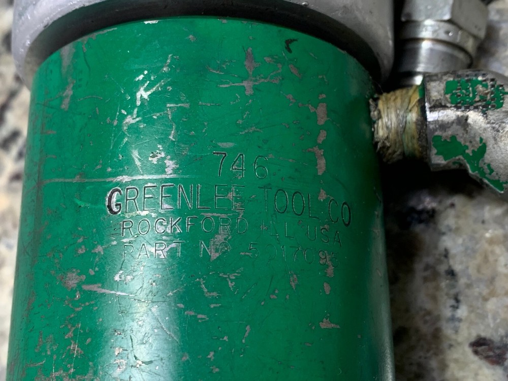 GREENLEE 750 HYDRAULIC CABLE CUTTER