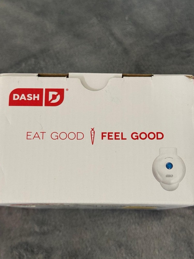 NIB Dash Mini Maker Griddle, 4” cooking surface, Make Pancakes, Cookies & Eggs
