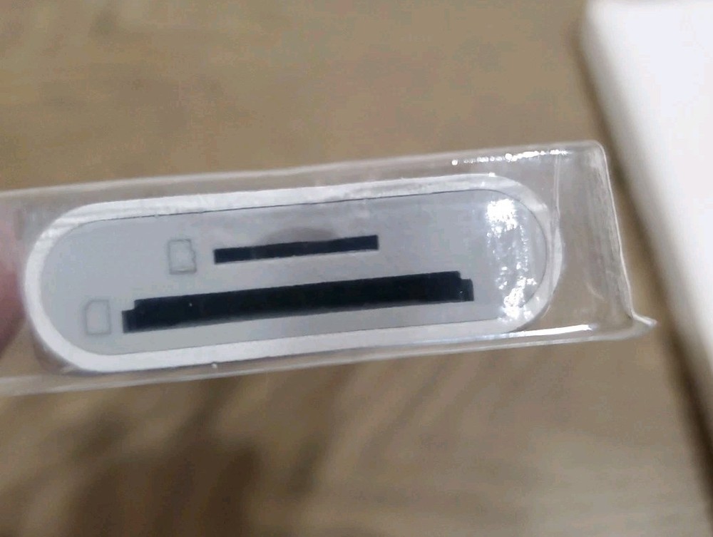 USB C SD Card Reader USB 3.0 Type C to SD/Micro SD Adapter Dual Apple compatible