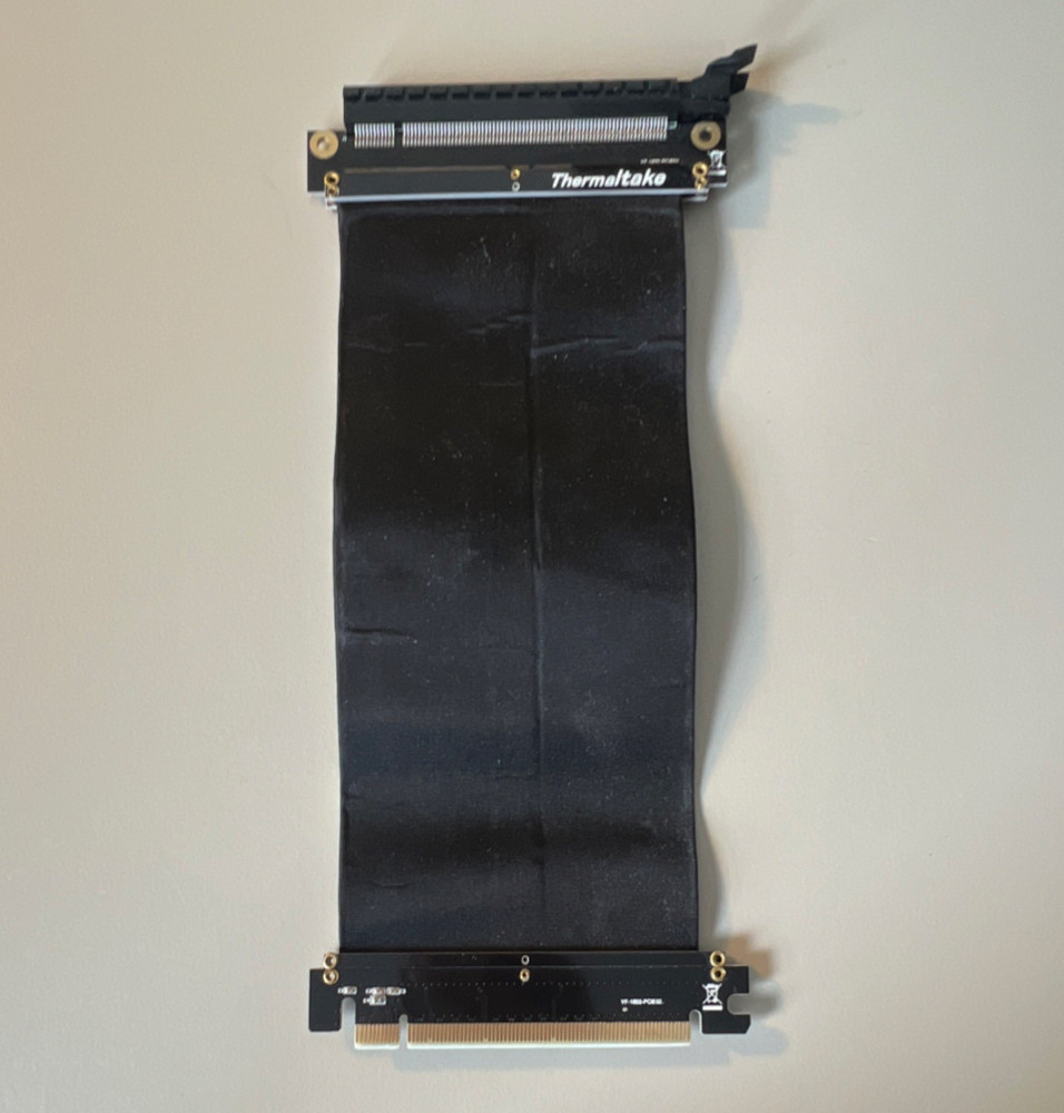 Thermaltake PCIe 3.0 Riser Card 200mm