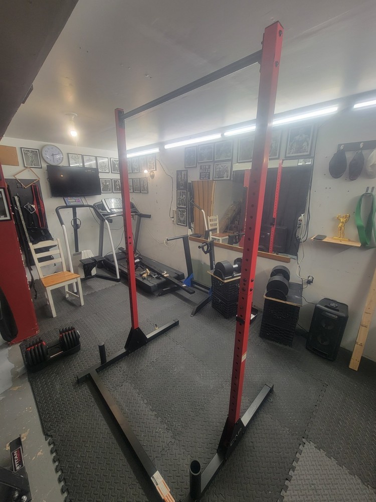 CAP Squat Rack/pullup Station w/J-hooks