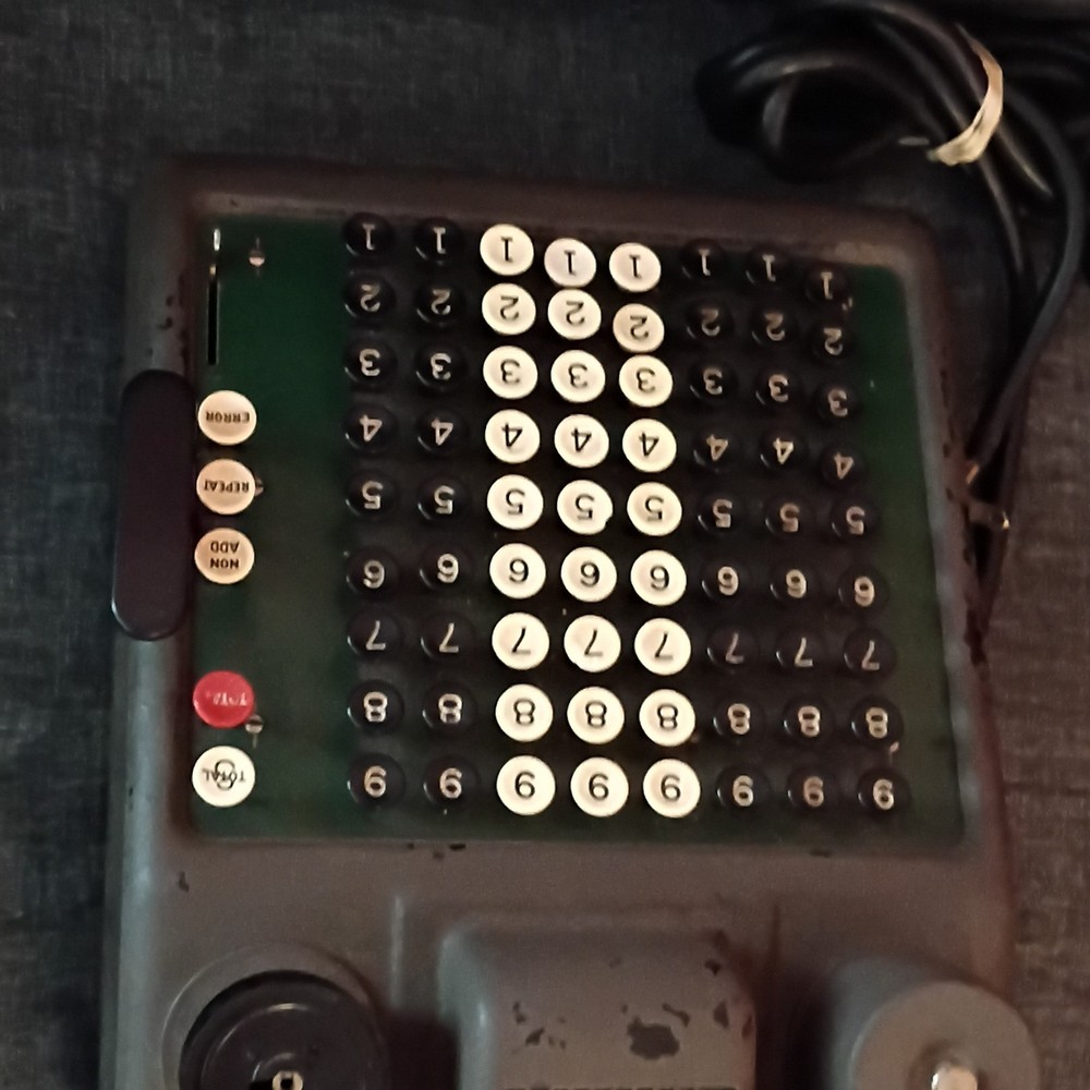 Victor Antique Mechanical Adding Machine Calculator Type 3