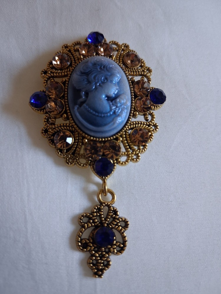 Brooche Brand New Without The Packaging