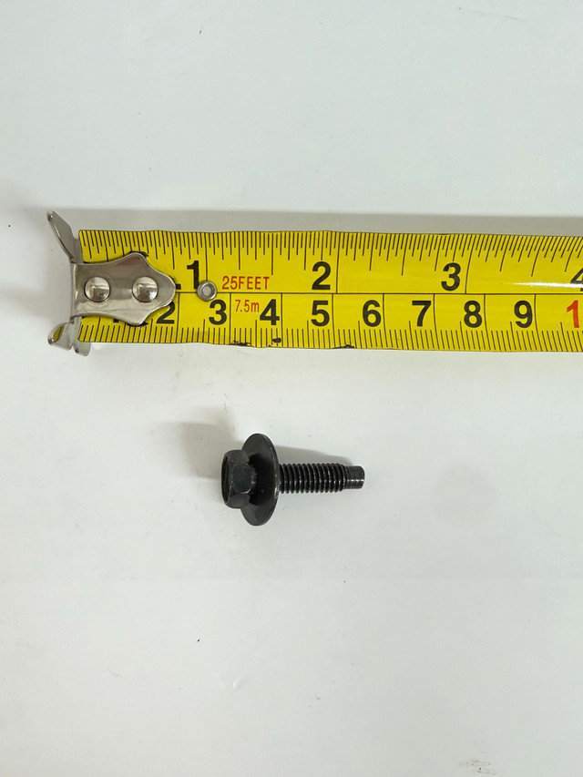 Genuine Nissan Engine Cover Bolt 08146-6202H