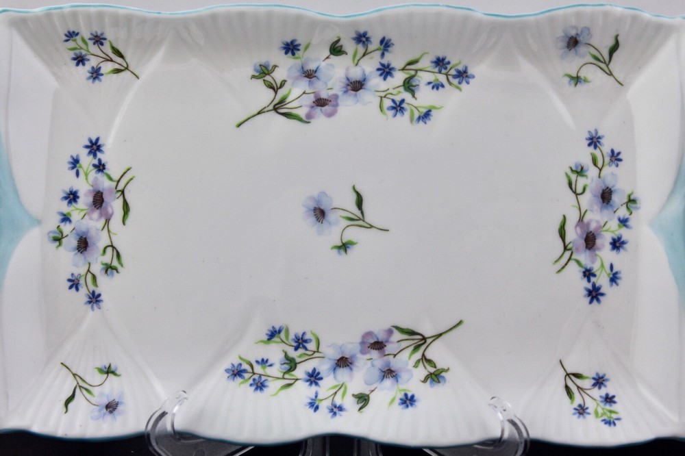 SHELLEY BLUE ROCK DAINTY SHAPE BONE CHINA 10" RECTANGULAR TRAY #13591 - MINT