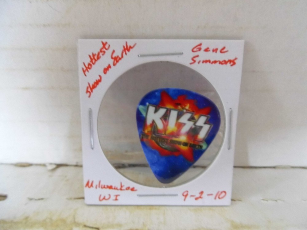 KISS "GENE SIMMONS" 9/2/10 GUITAR PICK~READ DESCRIPTION #13~2