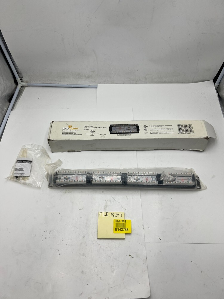 DataComm Electronics 20-5524 CAT 5e Universal 24 Port Patch Panel