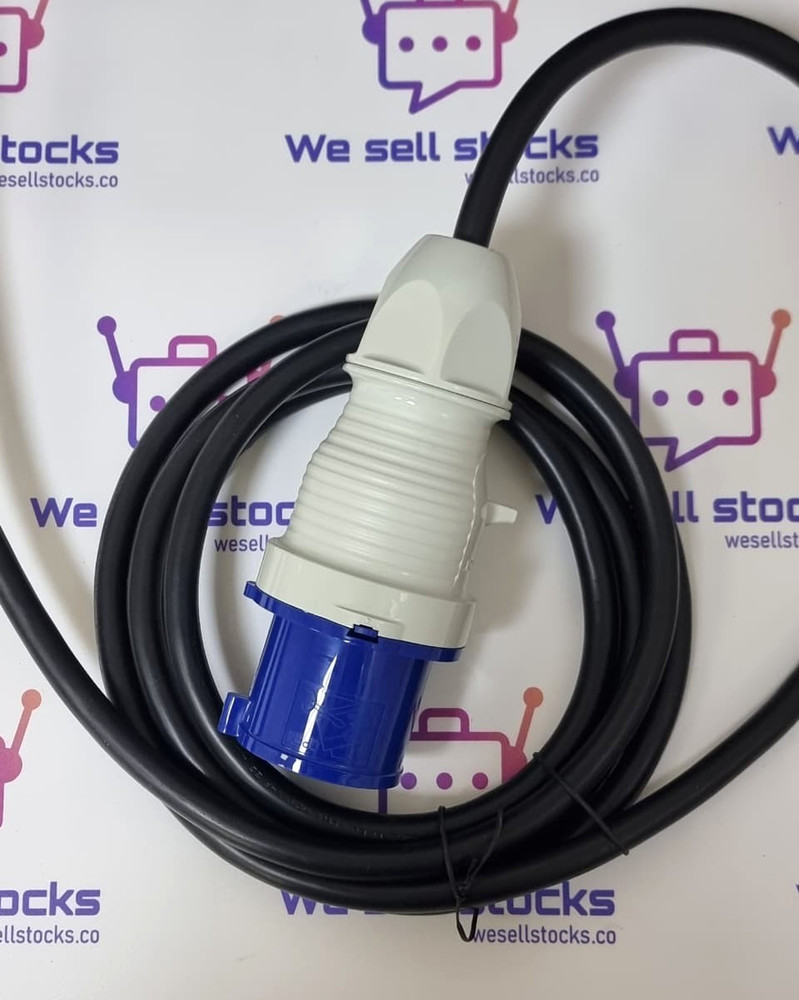 TRIPP LITE PDUMH32HVNET Switched Power Distribution Unit