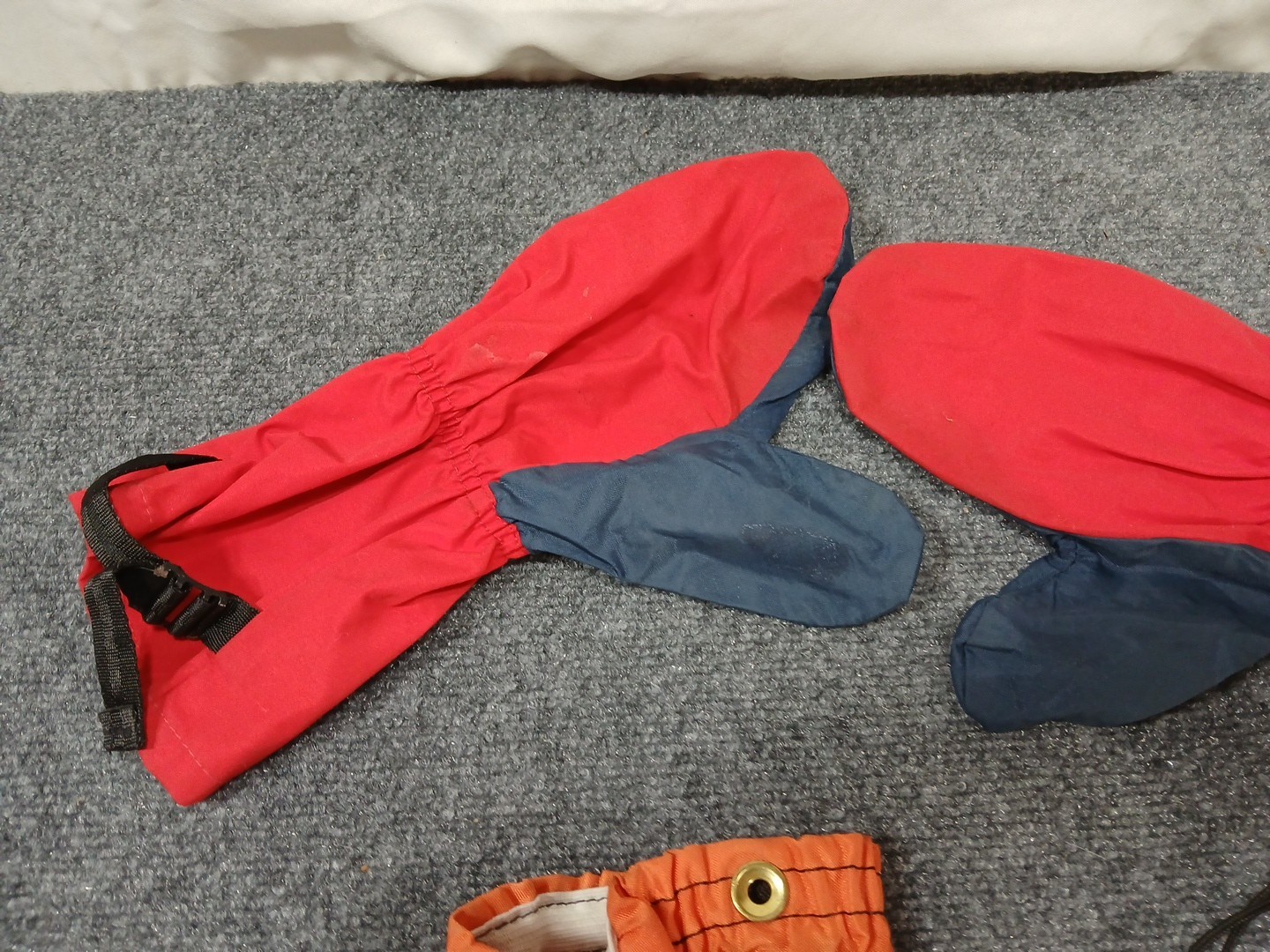 Vintage Outdoor Products Gaiters Waterproof Boot Covers And REI Mitten Covers