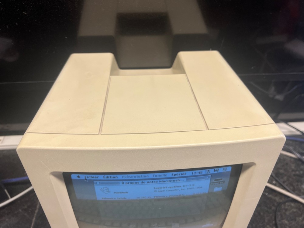 Macintosh Classic / keyboard mouse/ working!