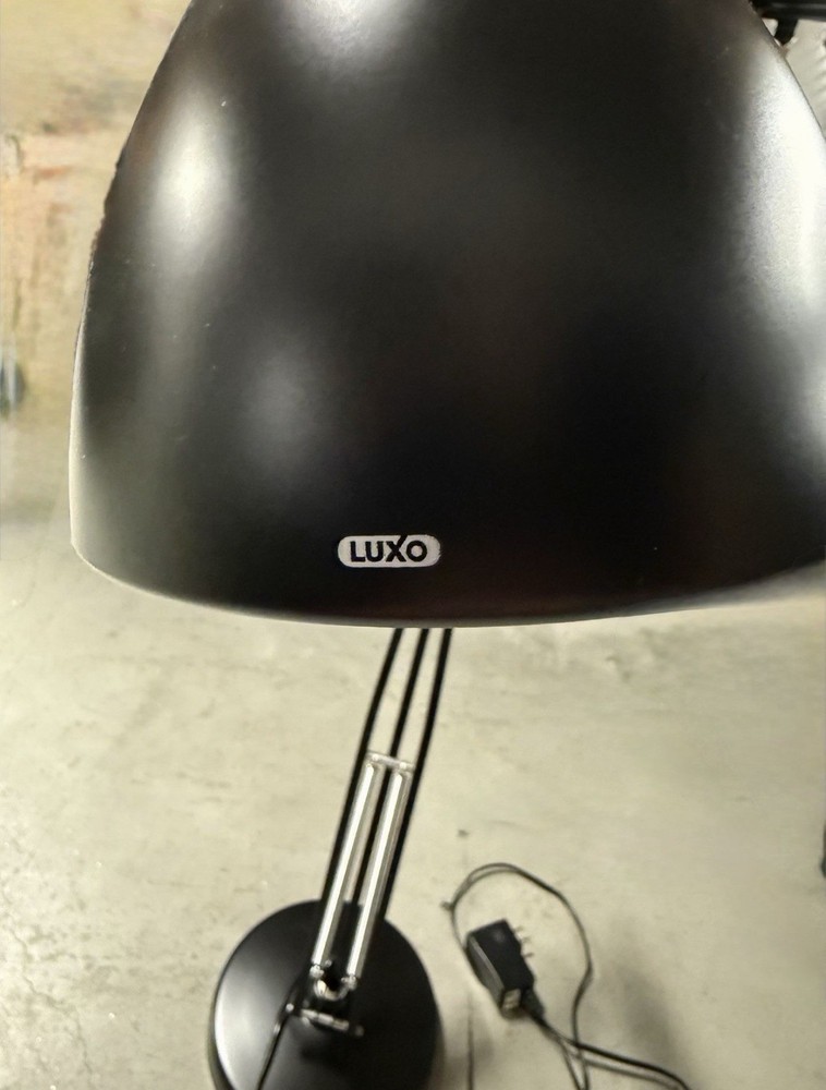 Luxo L-1 LED Task Light! Great Condition!