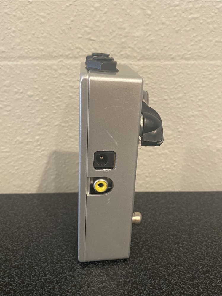 CUSACK -MUSIC TREMOLO AMPLITUDE MODULATION EMULATOR