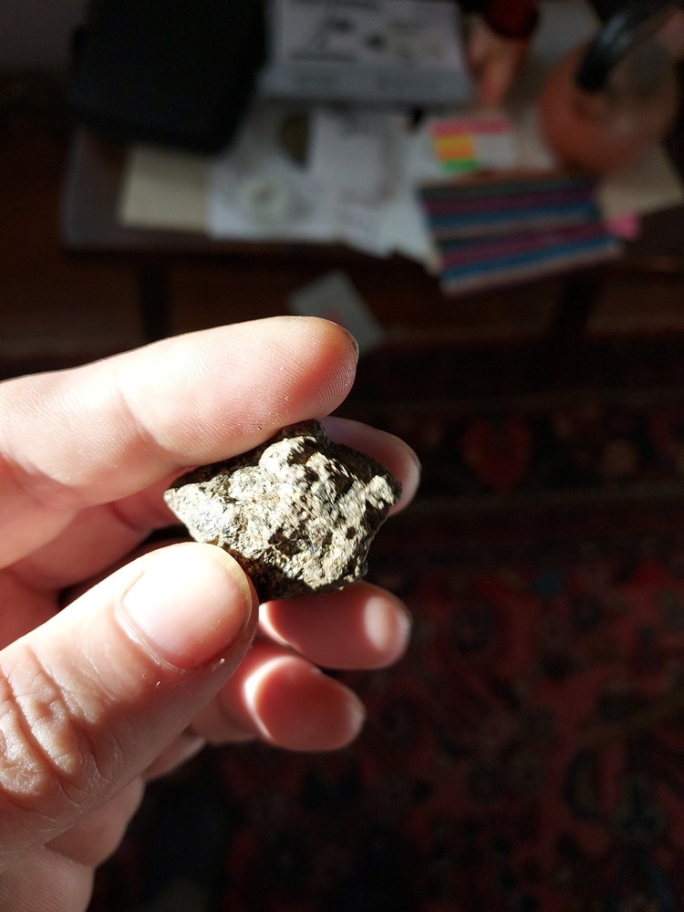 Gold On Quartz Specimen 102.00 CT