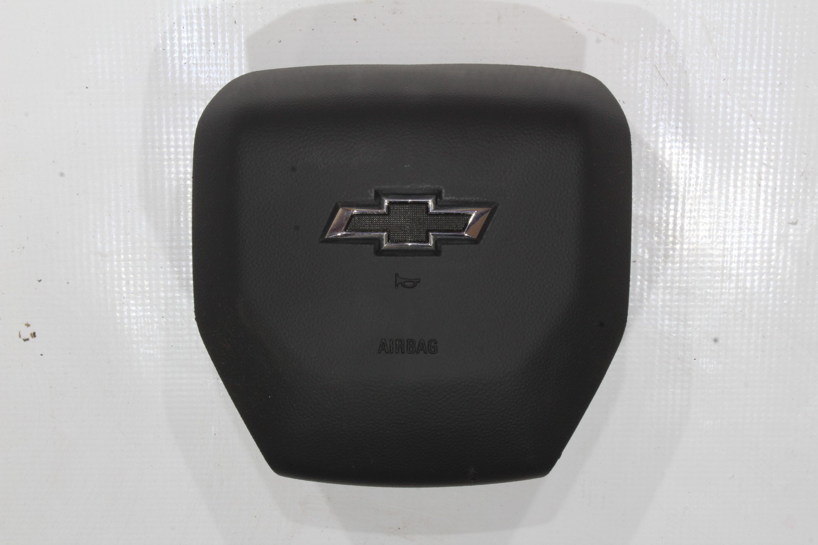 2022 2023 CHEVY SILVERADO 1500 DRIVER WHEEL AIRBAG OEM AIR BAG