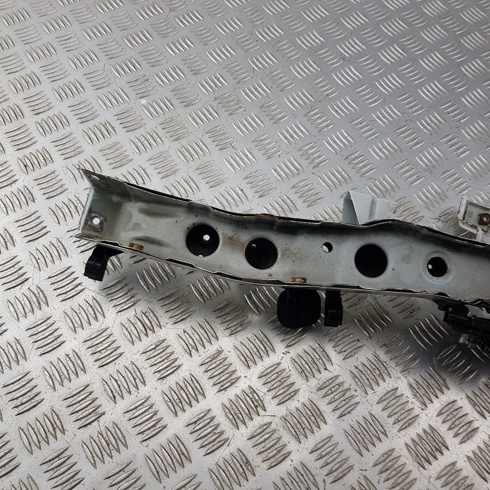 TOYOTO VERSO SLAM PANEL UPPER BONNET LOCK 2013 MK2
